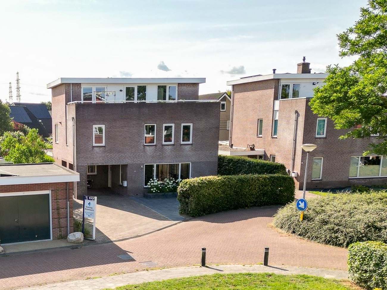 Te koop in Assen: ruime vrijstaande woning met 7 slaapkamers en eigen dakterras