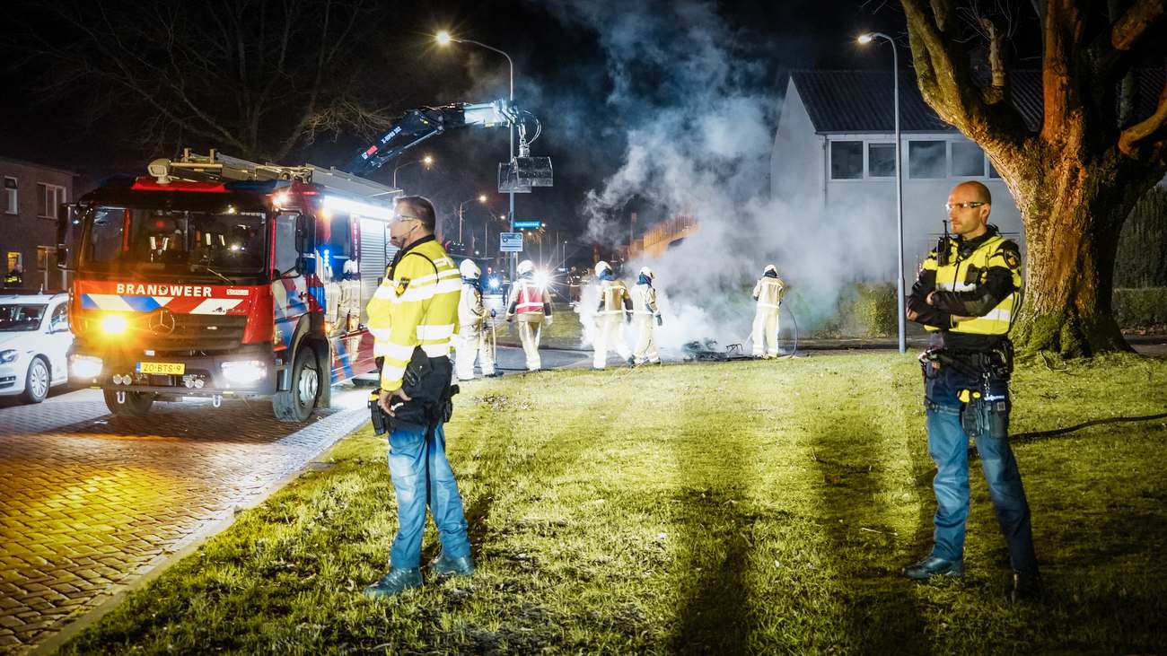 Politie: 'Jaarwisseling in Noord-Nederland kenmerkt zich door heftige gebeurtenissen'