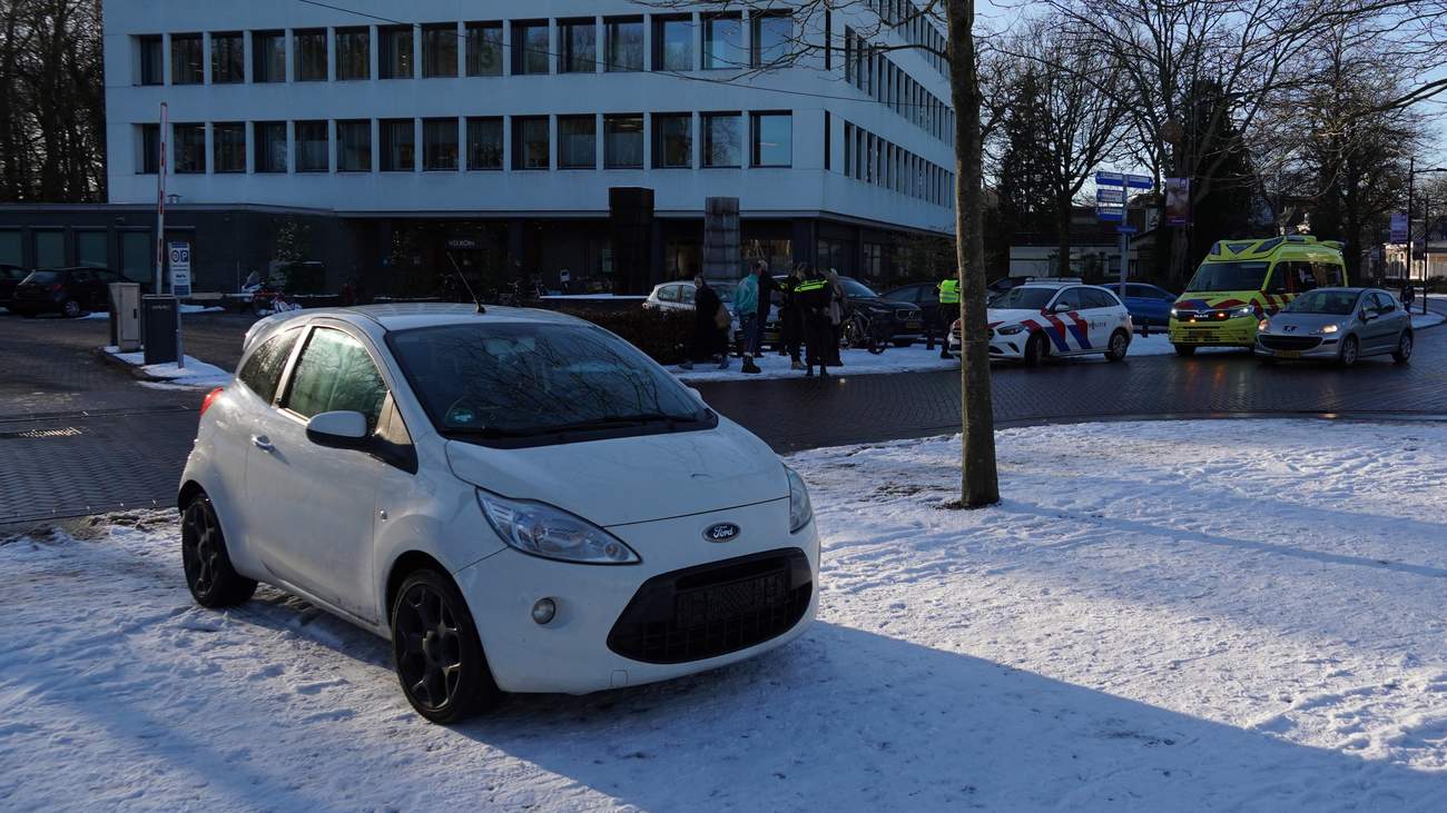 Fietser gewond bij ongeluk met auto