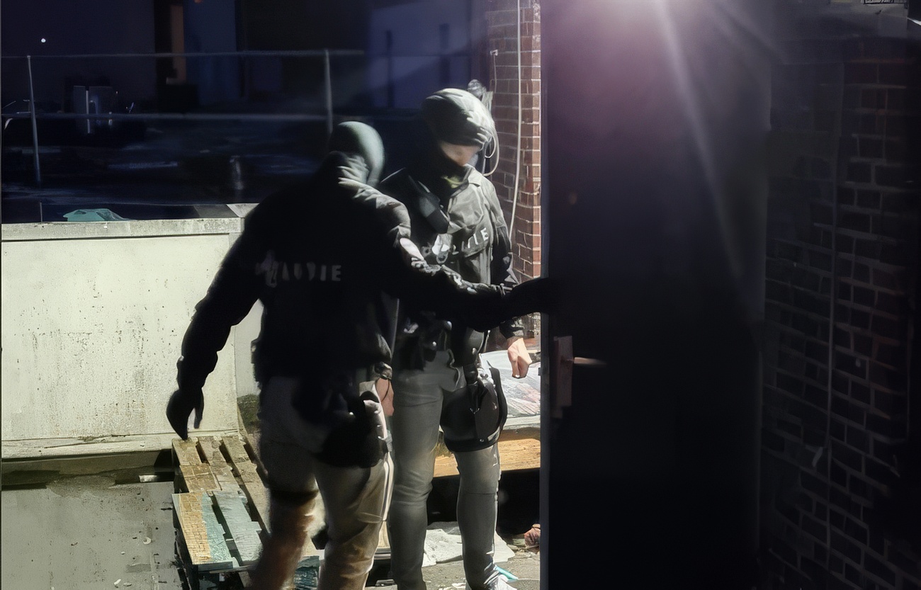 Politie valt woning in Assen binnen na zware mishandeling