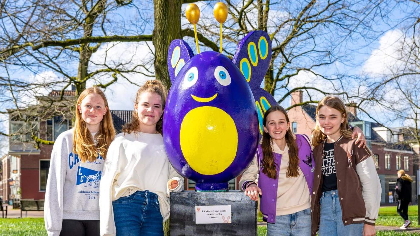 Opnieuw grote paaseieren op de Brink en paasspeurtocht met gratis ijsje