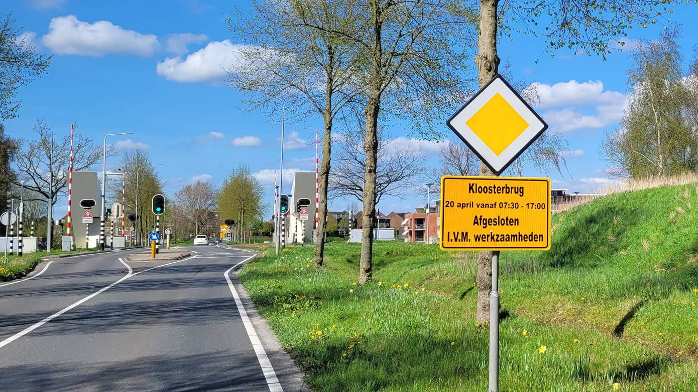 Kloosterbrug zaterdag groot gedeelte van de dag afgesloten vanwege werkzaamheden