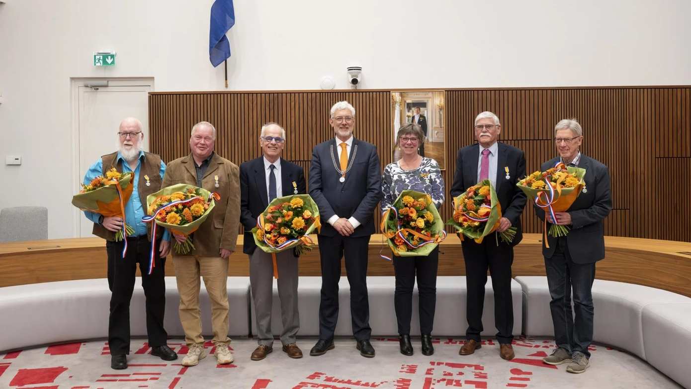 Zes Assenaren ontvangen koninklijke onderscheiding