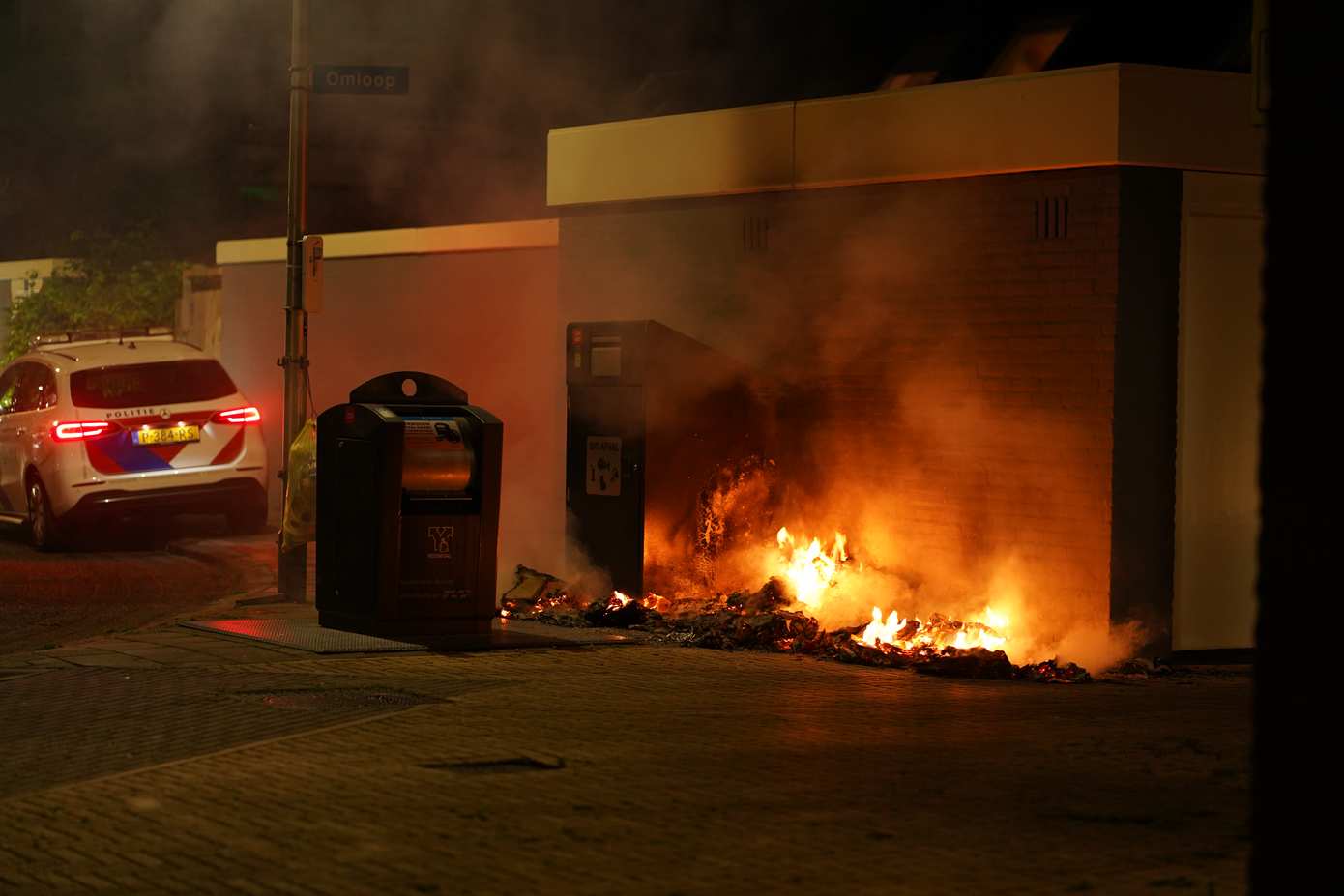 Afvalbrand in centrum van Assen zorgt voor hevige brandlucht