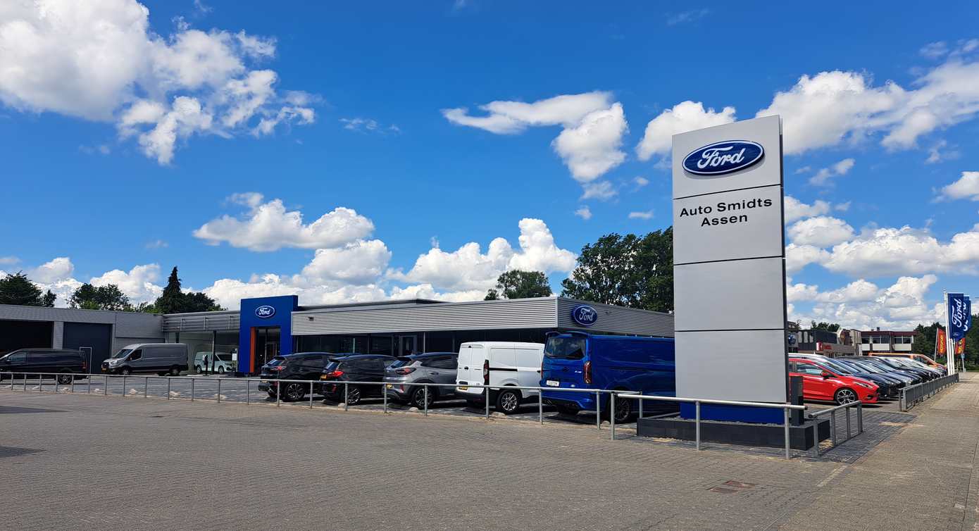 Ford dealer Smidts Autogroep opent nieuwe Ford-dealervestiging in Assen