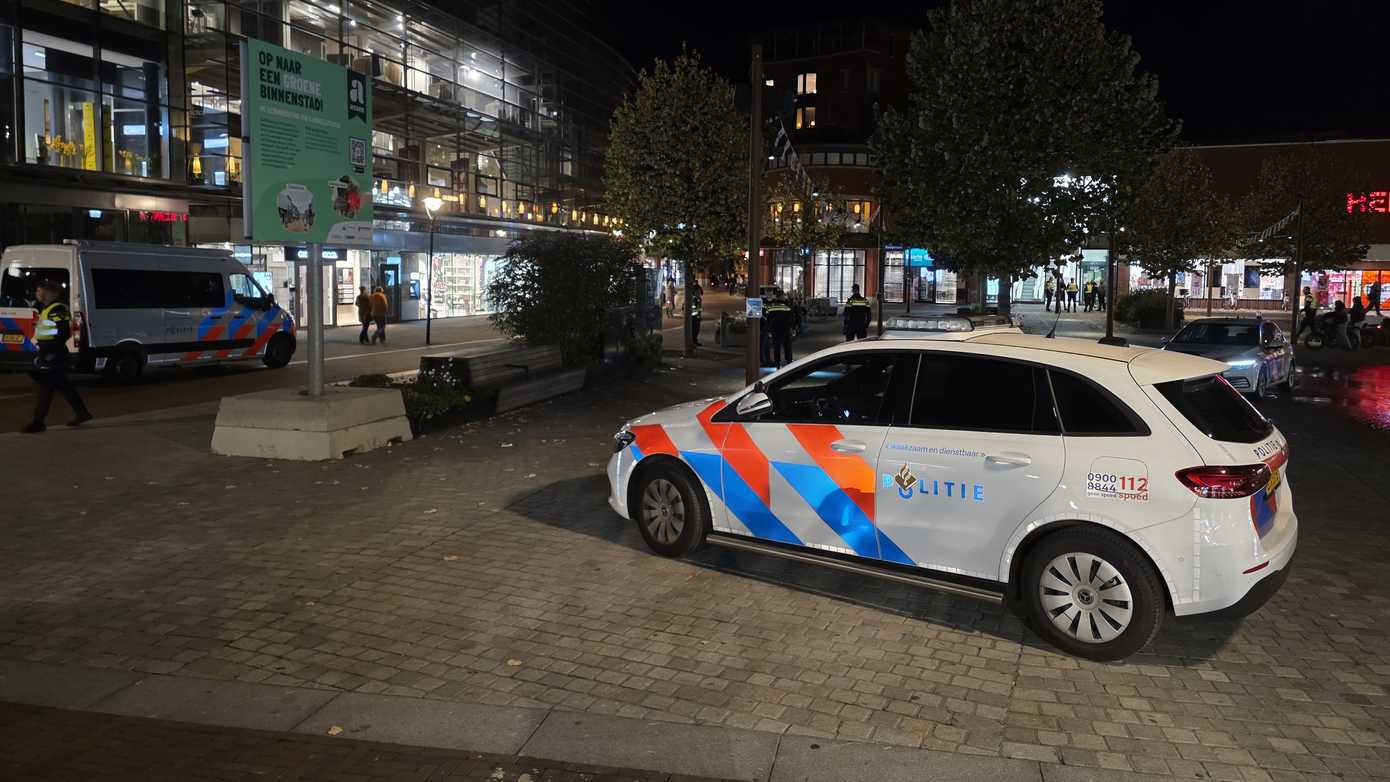 Mes aangetroffen tijdens preventieve fouilleeractie van politie in binnenstad Assen