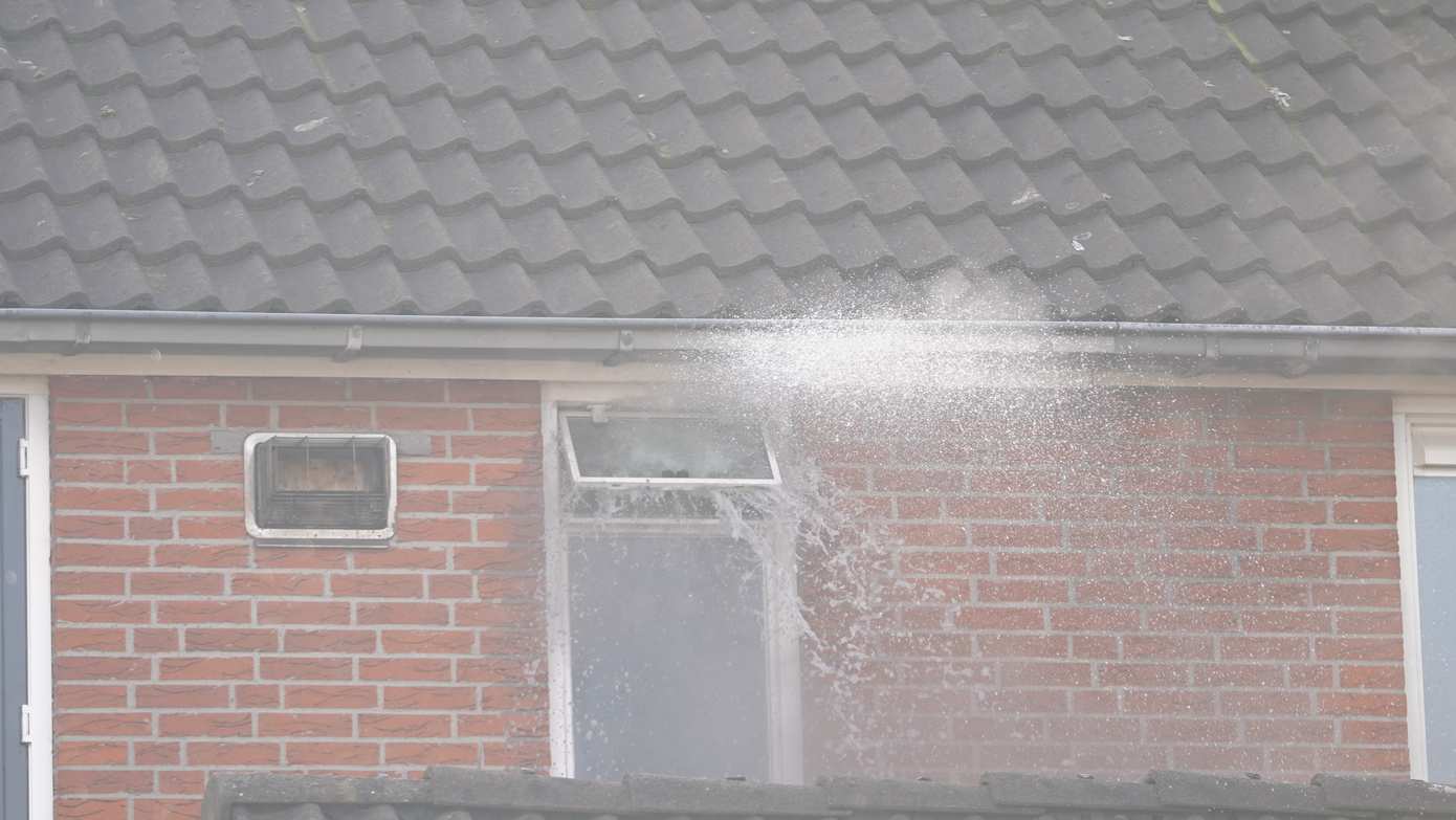 Veel schade na brand in woning in Peelo