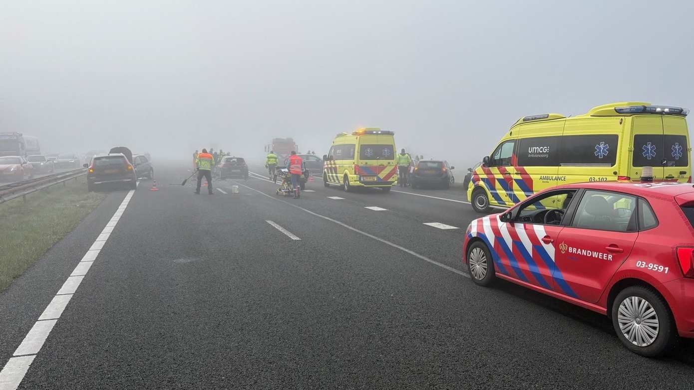 A28 weer open na meerdere ongevallen met meerdere gewonden