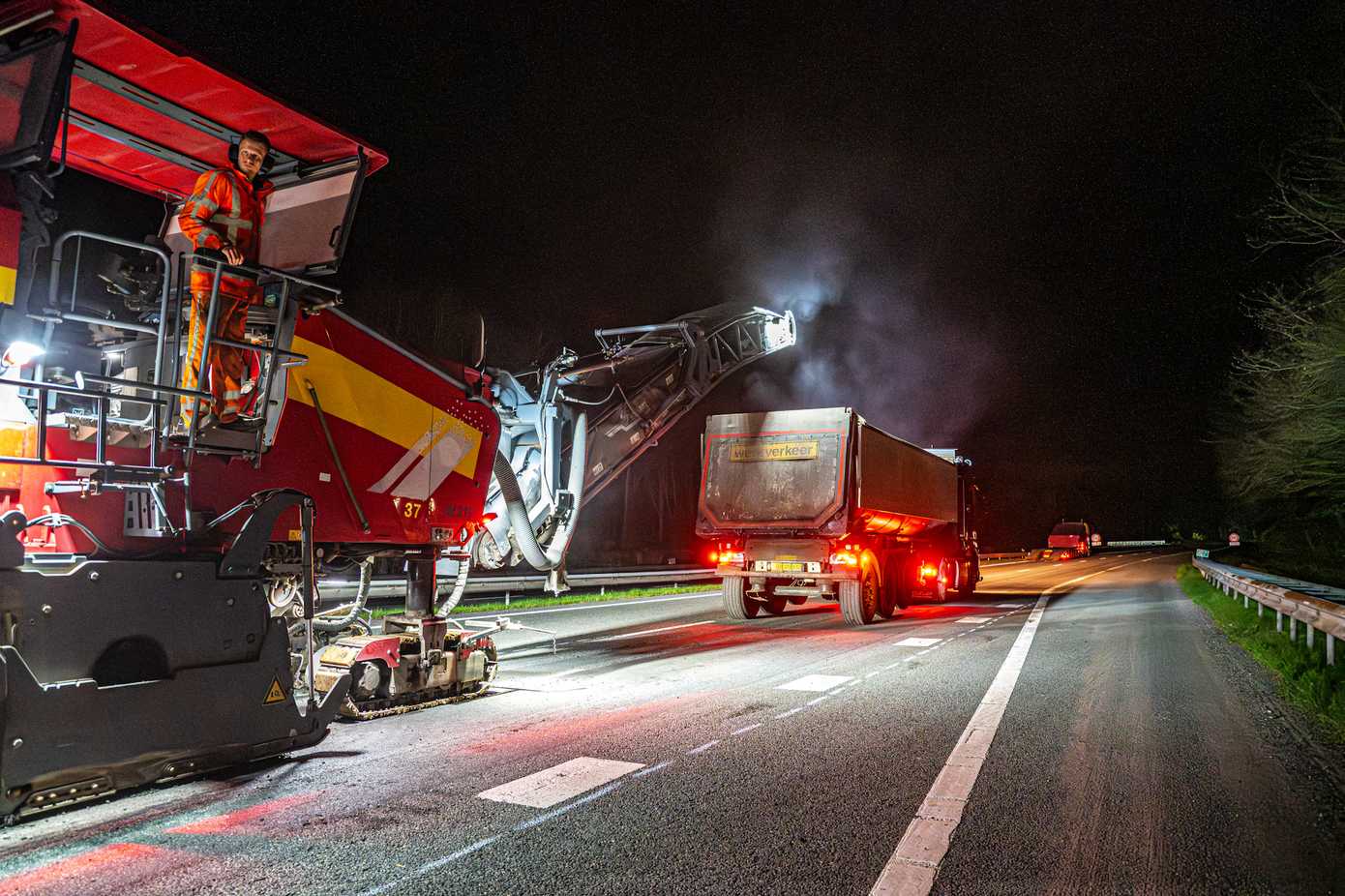 A28 bij Assen weer volledig open na spoedreparatie aan het wegdek