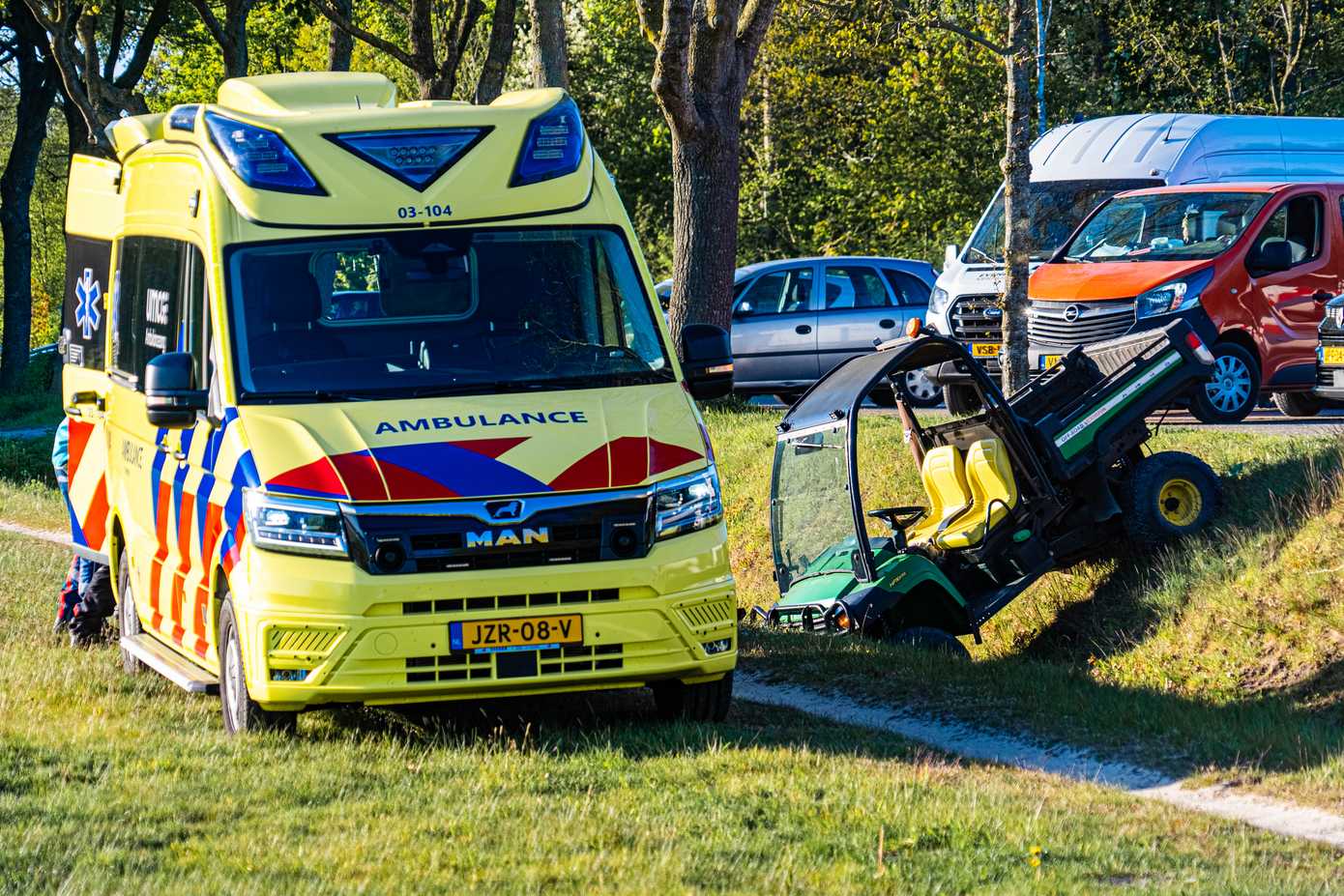 Man gewond bij eenzijdig ongeluk met buggy 