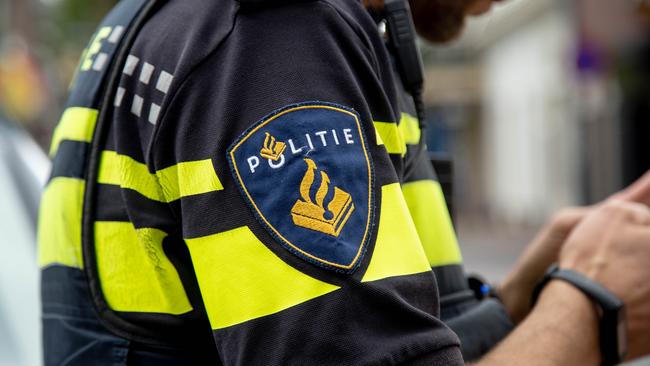 Politie zoekt daders van heterdaad bakfiets-diefstal in Assen