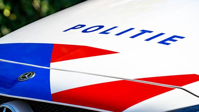 Politie vindt lichaam van onbekend persoon