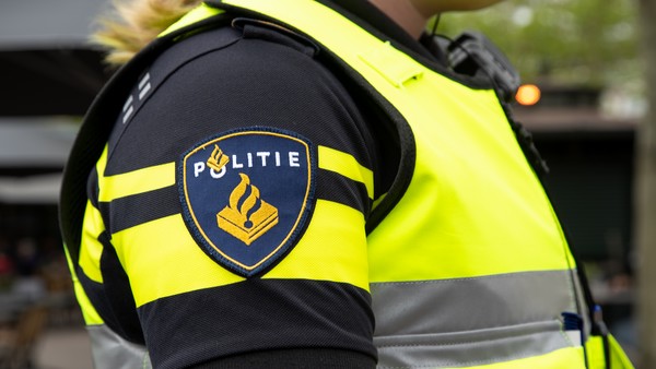 Politie waarschuwt winkeliers voor duo op dievenpad in Assen