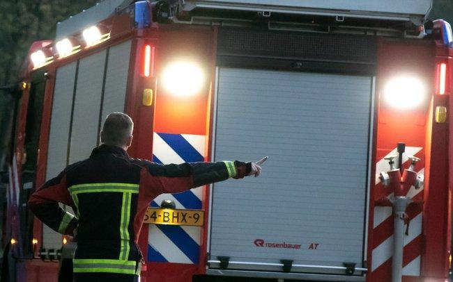 Auto brandt volledig uit in Assen-Oost