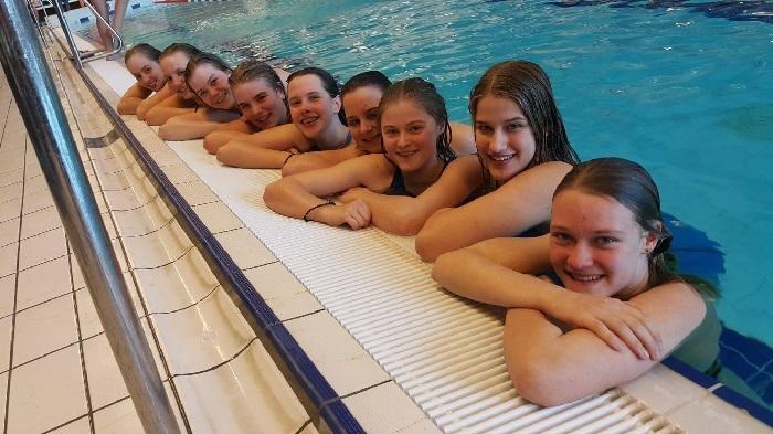 Zwemvereniging Aqua68 wint bekers in Delfzijl