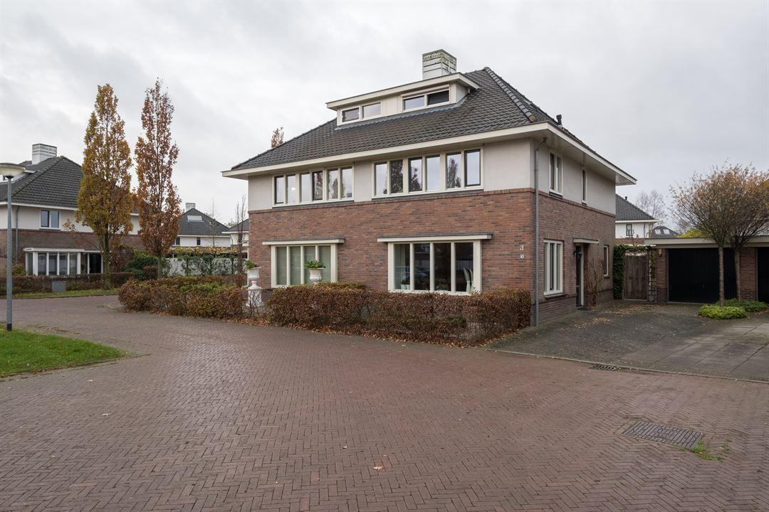 Te koop in centrum van Assen: twee onder een kap woning