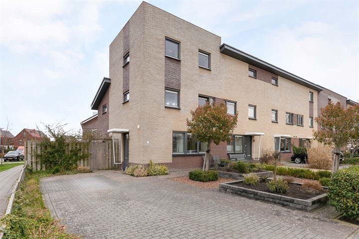 Te koop Assen: moderne en zeer goed onderhouden hoekwoning