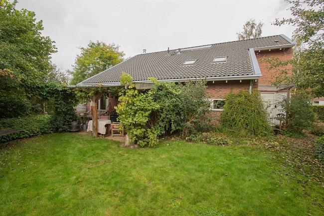 Te koop in Assen: kleine villa met vijf slaapkamers