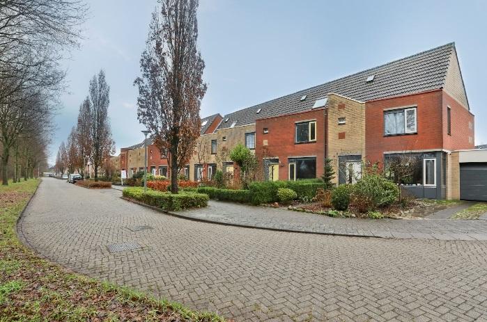 te koop in Assen:  Tussenwoning in de Stoepen