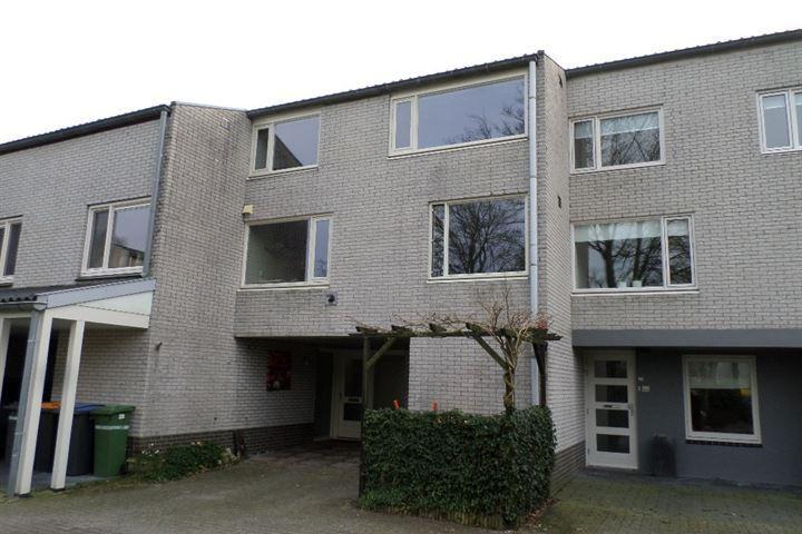 Te koop in Assen: geschakelde tussenwoning