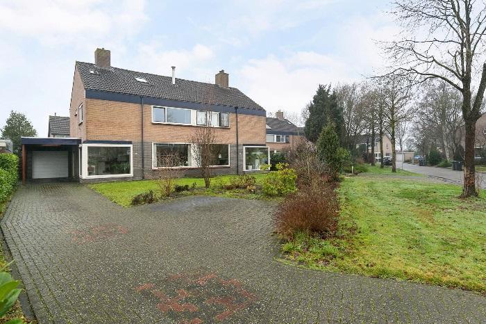 Te koop in Assen: helft van dubbele woning