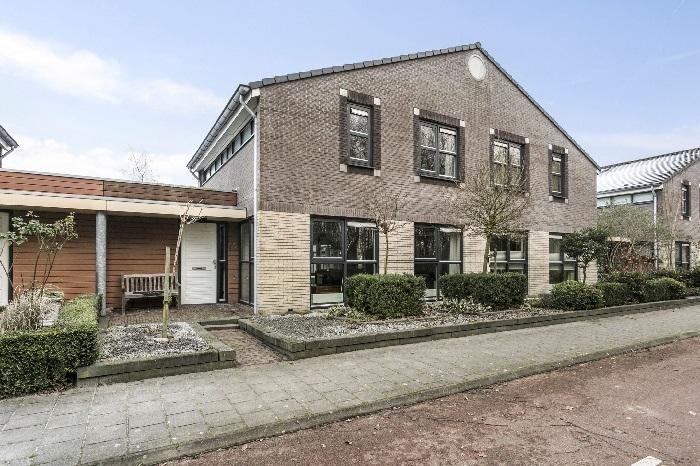 Te koop in Assen: helft van een dubbele woning